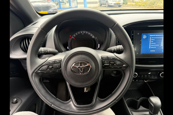 Toyota Aygo X 1.0 VVT-i S-CVT Play Automaat stoelverwarming, keyless etc (RIJKLAARPRIJS)