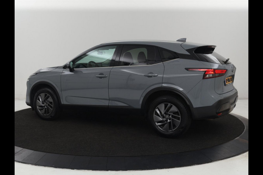 Nissan QASHQAI 1.3 MHEV Acenta | Panoramadak | Adaptive cruise | Carplay | Camera | Keyless | Dodehoek detectie | Parkeerhulp | Climate control | DAB | Getint glas