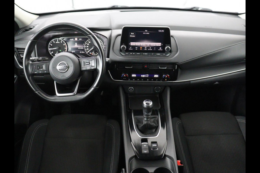 Nissan QASHQAI 1.3 MHEV Acenta | Panoramadak | Adaptive cruise | Carplay | Camera | Keyless | Dodehoek detectie | Parkeerhulp | Climate control | DAB | Getint glas