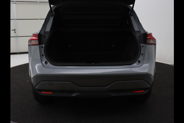 Nissan QASHQAI 1.3 MHEV Acenta | Panoramadak | Adaptive cruise | Carplay | Camera | Keyless | Dodehoek detectie | Parkeerhulp | Climate control | DAB | Getint glas