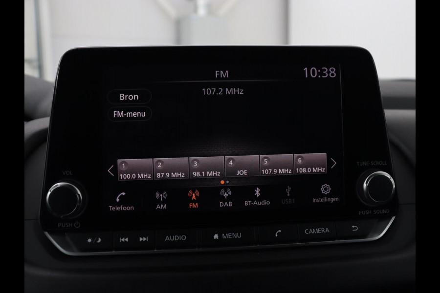 Nissan QASHQAI 1.3 MHEV Acenta | Panoramadak | Adaptive cruise | Carplay | Camera | Keyless | Dodehoek detectie | Parkeerhulp | Climate control | DAB | Getint glas