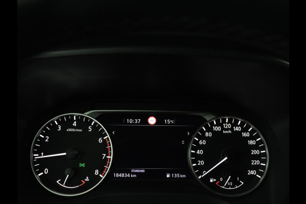 Nissan QASHQAI 1.3 MHEV Acenta | Panoramadak | Adaptive cruise | Carplay | Camera | Keyless | Dodehoek detectie | Parkeerhulp | Climate control | DAB | Getint glas