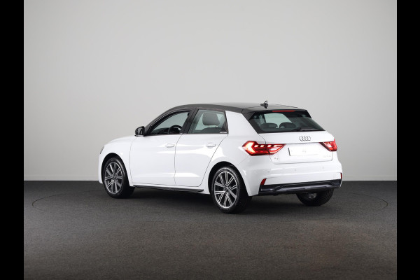 Audi A1 Sportback Advanced edition 25 TFSI 95 pk | Parkeerhulp plus | Automatische airco | Inklapbare buitenspiegels | Dak in contrast kleur |