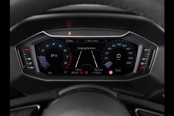 Audi A1 Sportback Advanced edition 25 TFSI 95 pk | Parkeerhulp plus | Automatische airco | Inklapbare buitenspiegels | Dak in contrast kleur |