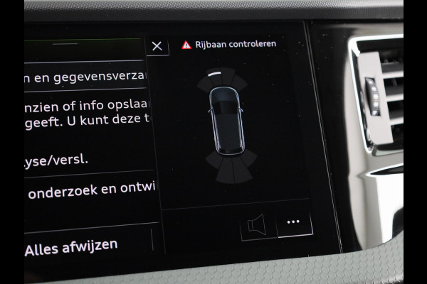 Audi A1 Sportback Advanced edition 25 TFSI 95 pk | Parkeerhulp plus | Automatische airco | Inklapbare buitenspiegels | Dak in contrast kleur |