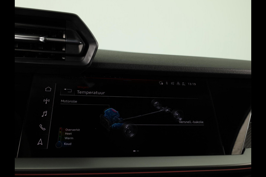 Audi RS 3 Limousine 2.5 TFSI quattro 400pk | Panoramadak | Verlengde garantie | 3-spaaks sport afgevlakt stuurwiel | Adaptief onderstel | SONOS Premium 3D Audio