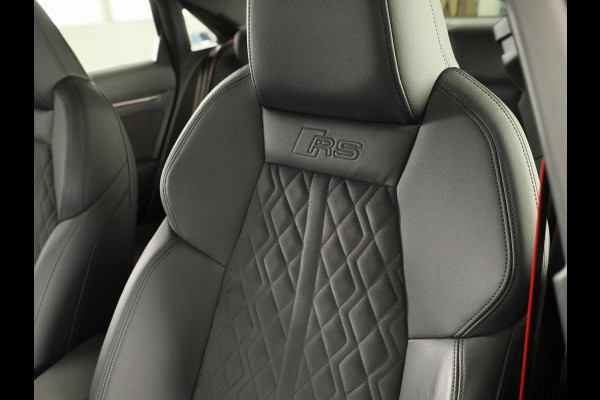 Audi RS 3 Limousine 2.5 TFSI quattro 400pk | Panoramadak | Verlengde garantie | 3-spaaks sport afgevlakt stuurwiel | Adaptief onderstel | SONOS Premium 3D Audio