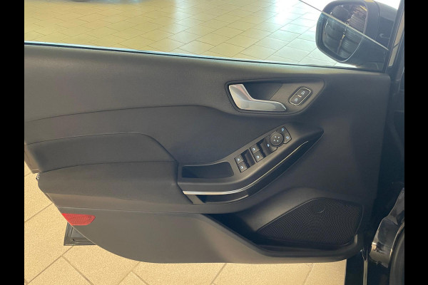 Ford Fiesta 1.0 EcoBoost Hybrid Titanium CLiMATE AIRCO NAVI CRUISE BLUETOOTH APPLE CARPLAY PDC CHROOM ZEER NETTE AUTO