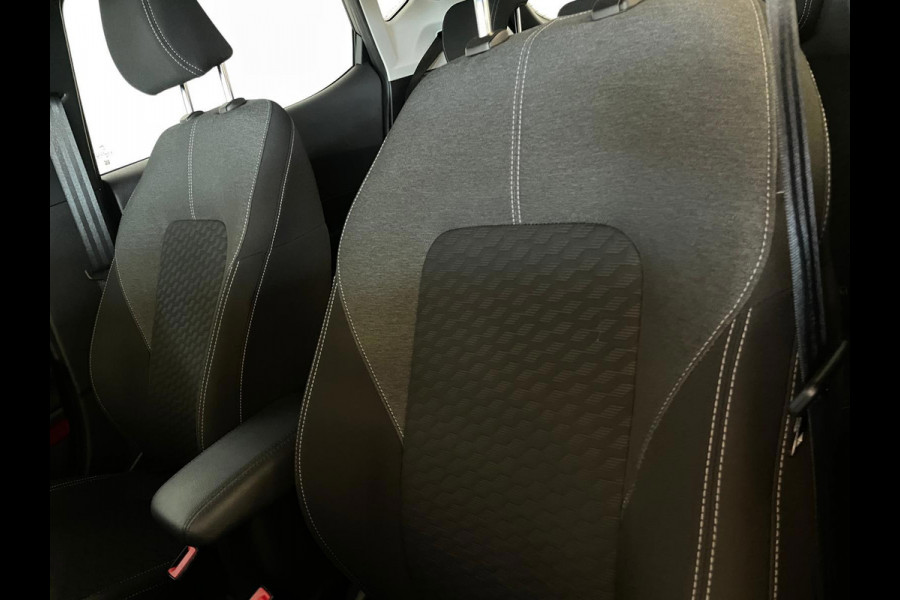 Ford Fiesta 1.0 EcoBoost Hybrid Titanium CLiMATE AIRCO NAVI CRUISE BLUETOOTH APPLE CARPLAY PDC CHROOM ZEER NETTE AUTO