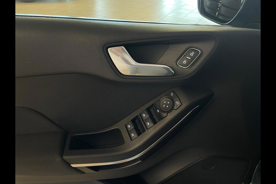 Ford Fiesta 1.0 EcoBoost Hybrid Titanium CLiMATE AIRCO NAVI CRUISE BLUETOOTH APPLE CARPLAY PDC CHROOM ZEER NETTE AUTO