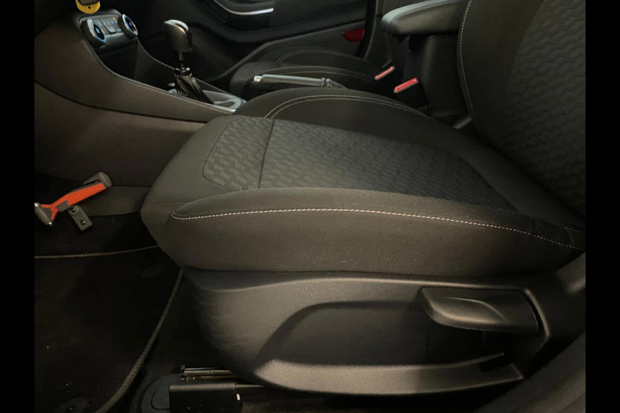 Ford Fiesta 1.0 EcoBoost Hybrid Titanium CLiMATE AIRCO NAVI CRUISE BLUETOOTH APPLE CARPLAY PDC CHROOM ZEER NETTE AUTO