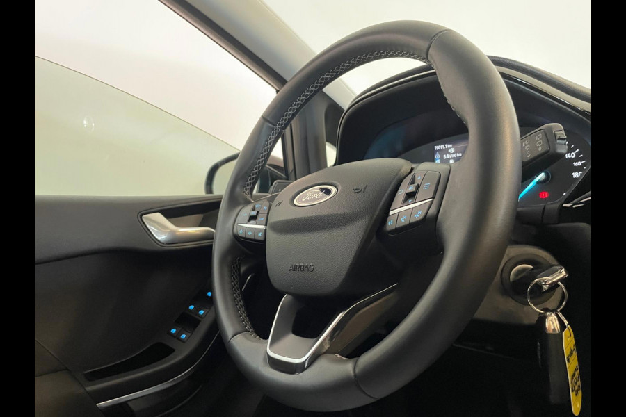 Ford Fiesta 1.0 EcoBoost Hybrid Titanium CLiMATE AIRCO NAVI CRUISE BLUETOOTH APPLE CARPLAY PDC CHROOM ZEER NETTE AUTO