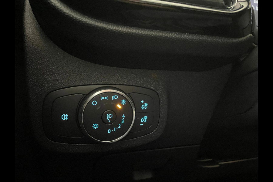 Ford Fiesta 1.0 EcoBoost Hybrid Titanium CLiMATE AIRCO NAVI CRUISE BLUETOOTH APPLE CARPLAY PDC CHROOM ZEER NETTE AUTO