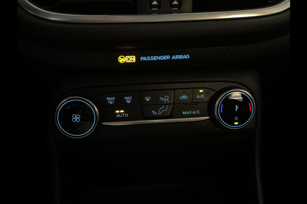 Ford Fiesta 1.0 EcoBoost Hybrid Titanium CLiMATE AIRCO NAVI CRUISE BLUETOOTH APPLE CARPLAY PDC CHROOM ZEER NETTE AUTO