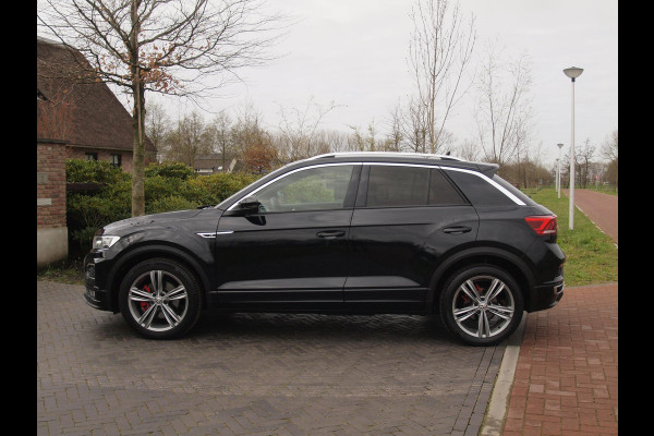 Volkswagen T-Roc 1.5 TSI Sport Business R | 2X R-Line | Sfeerverlichting | Trekhaak | Digital Cockpit | Automaat | NL-Auto |