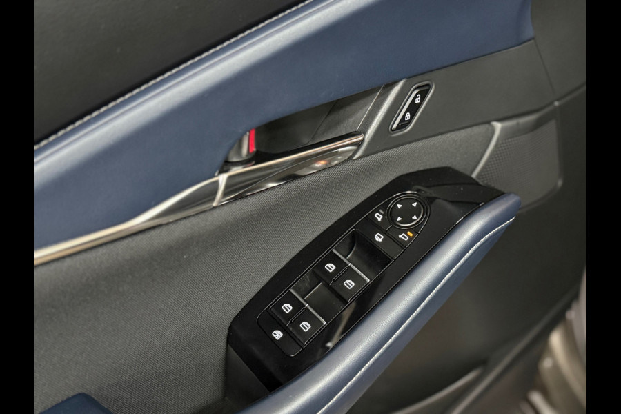 Mazda CX-30 2.0 e-SkyActiv-X M Hybrid Comfort | Camrea | Matrix LED | Trekhaak afn. | Stoel+stuurverwarming | Head Up | ACC