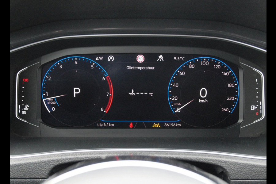 Volkswagen T-Roc 1.5 TSI Sport Business R | 2X R-Line | Sfeerverlichting | Trekhaak | Digital Cockpit | Automaat | NL-Auto |