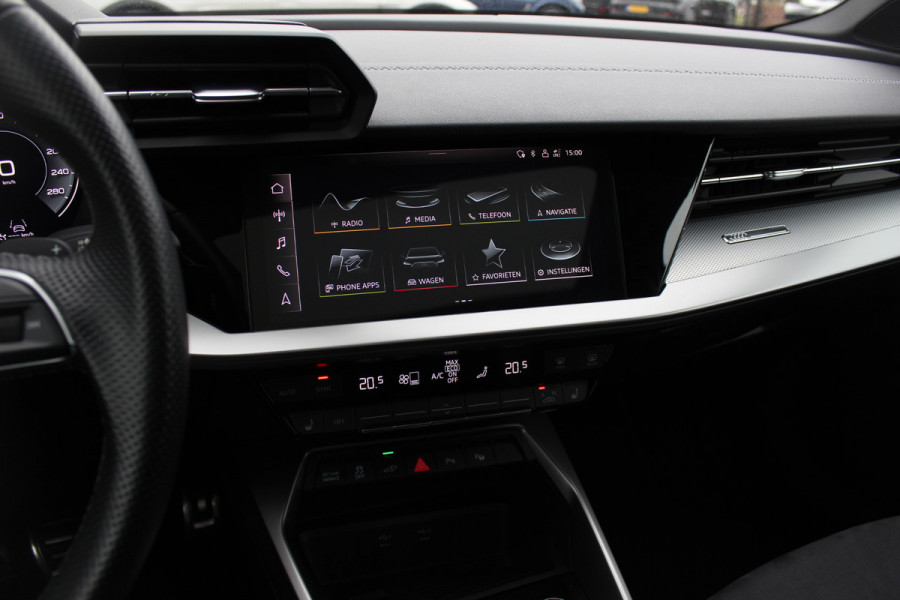 Audi A3 Sportback 45 TFSI e S edition Competition / Camera / Panoramadak / Head-up / RS Seats / B&O / Elektr. stoelen / 19'' / CarPlay / Stoelmassage+Verwarming / Dodehoek / DAB / ACC