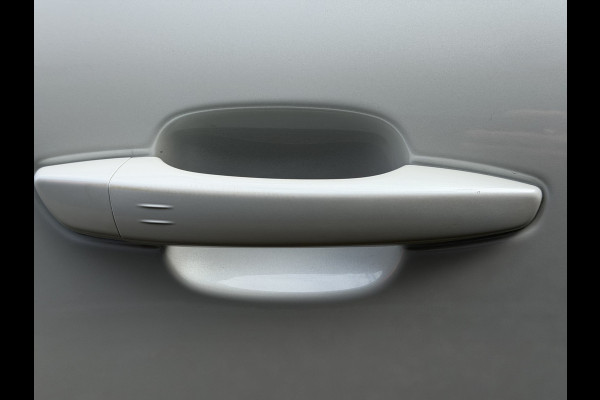 Citroën C5 Aircross 225pk Hybrid Shine (Trekhaak - Leder incl stoelverwarming - Elektrische klep - 19"- Camera - Keyless Entry - Adaptieve Cruise Co