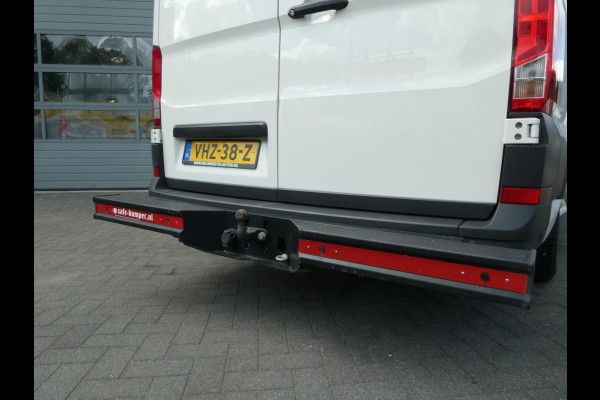 Volkswagen Crafter 35 2.0 TDI L3H3 (L2H2) Airco, Camera, Trekhaak,