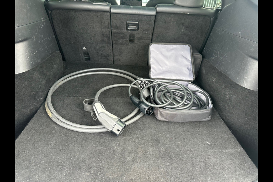 Tesla Model Y Long Range AWD 75 kWh SOH 88.6%