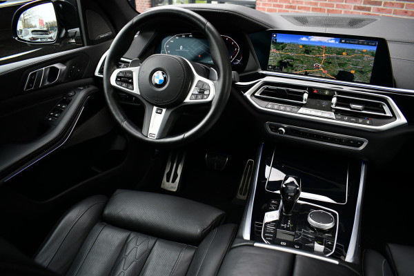 BMW X5 xDrive40d M-Sport 7pers Pano Luchtv ACC Trekh H/K HUD 22inch 4WS Comf-seat