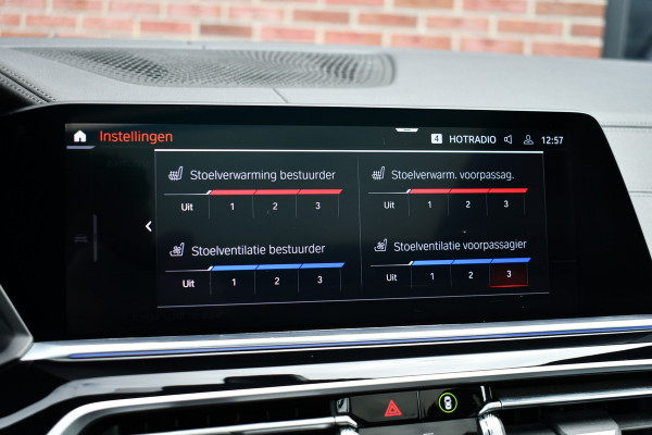 BMW X5 xDrive40d M-Sport 7pers Pano Luchtv ACC Trekh H/K HUD 22inch 4WS Comf-seat