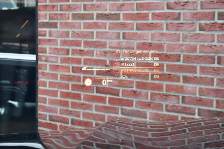 BMW X5 xDrive40d M-Sport 7pers Pano Luchtv ACC Trekh H/K HUD 22inch 4WS Comf-seat