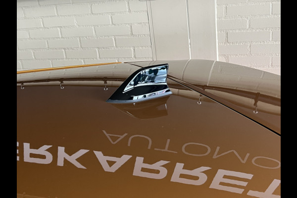 Renault Captur 1.3 TCe 140 R.S. Line | Groot Navi | Stoel, Stuur, Voorruit verwarming | 18" | ACC 100% Dealer Onderhouden!