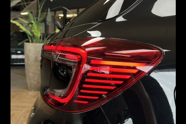 Renault Captur 1.3 TCe 140 R.S. Line | Groot Navi | Stoel, Stuur, Voorruit verwarming | 18" | ACC 100% Dealer Onderhouden!