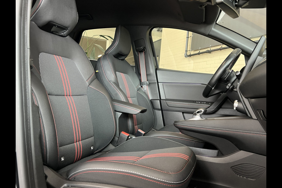 Renault Captur 1.3 TCe 140 R.S. Line | Groot Navi | Stoel, Stuur, Voorruit verwarming | 18" | ACC 100% Dealer Onderhouden!