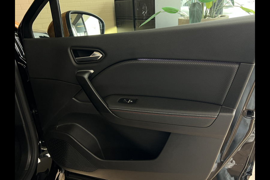 Renault Captur 1.3 TCe 140 R.S. Line | Groot Navi | Stoel, Stuur, Voorruit verwarming | 18" | ACC 100% Dealer Onderhouden!