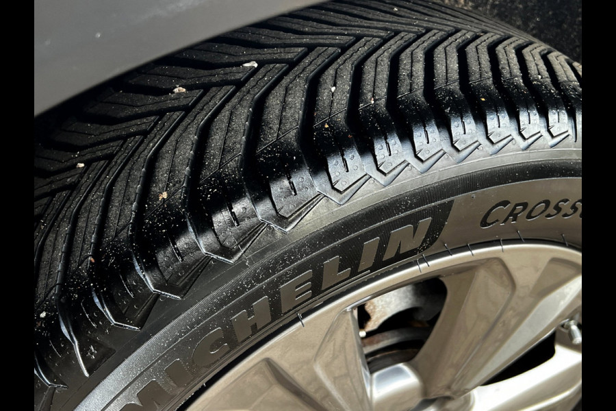 Suzuki Vitara 1.5 Hybrid Select Carplay_Trekhaak_Cam_Stoelverw