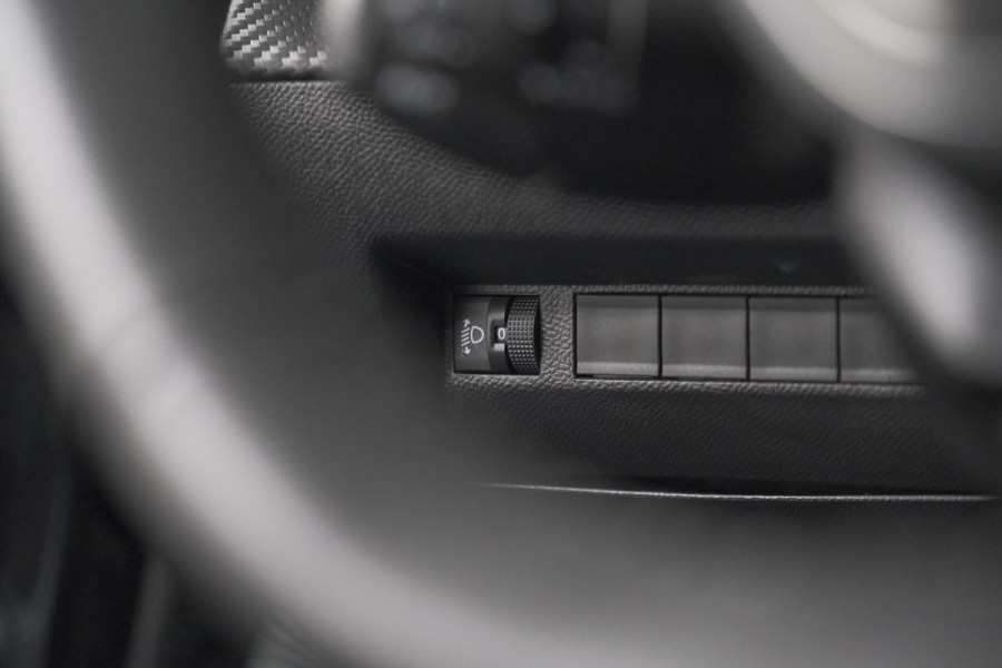 Peugeot 208 PureTech 100 Allure