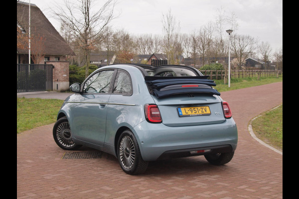 Fiat 500C Icon 42 kWh | Cabrio | Camera | Apple Carplay | Cruise Control | Dealeronderhouden |