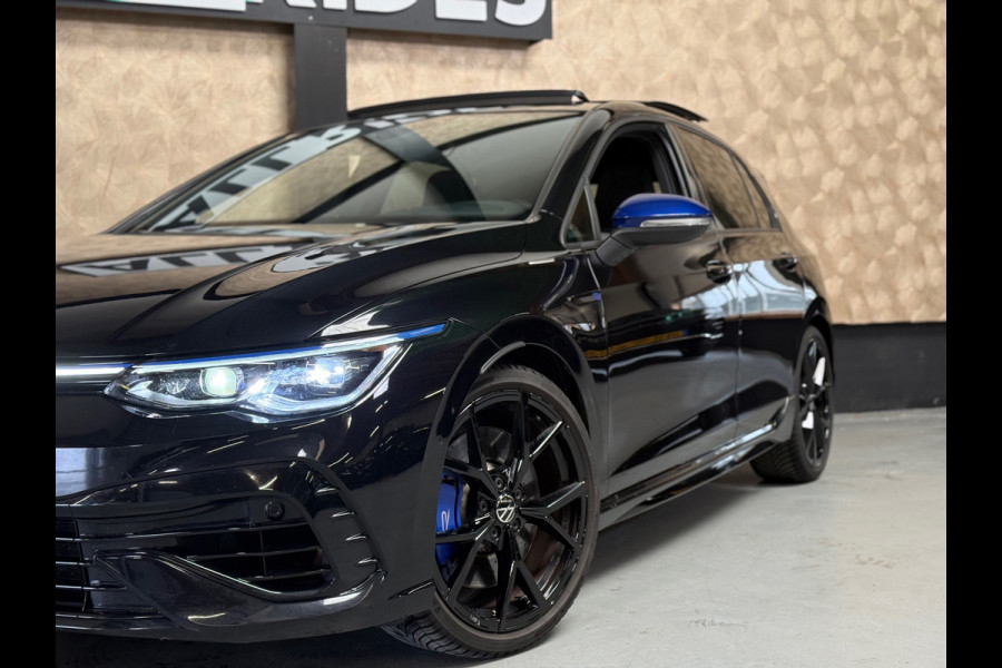 Volkswagen Golf 2.0 TSI R 4Motion | R 20 Years | HUD | Pano | Stoelverwarming/Koeling | Camera | 333pk|