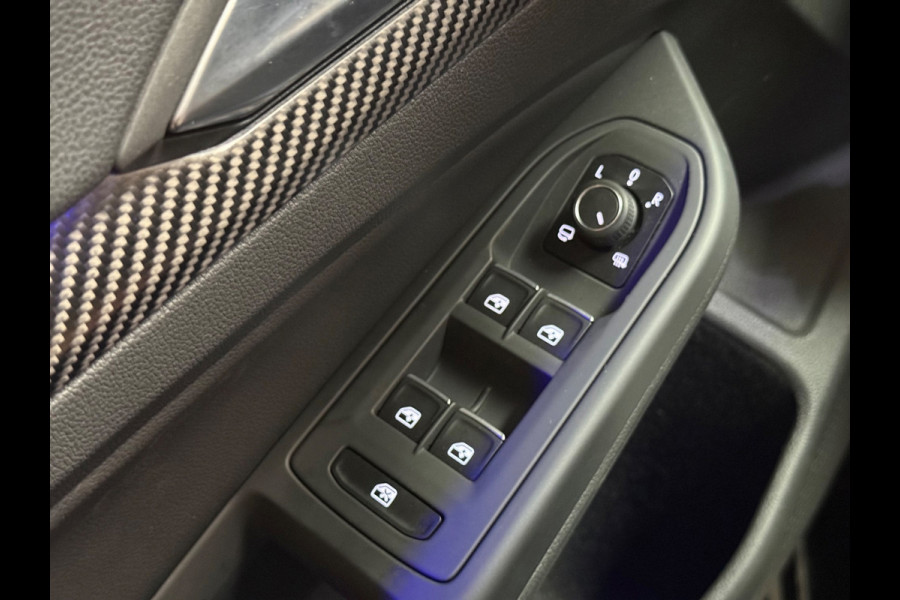 Volkswagen Golf 2.0 TSI R 4Motion | R 20 Years | HUD | Pano | Stoelverwarming/Koeling | Camera | 333pk|