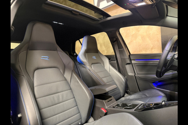 Volkswagen Golf 2.0 TSI R 4Motion | R 20 Years | HUD | Pano | Stoelverwarming/Koeling | Camera | 333pk|