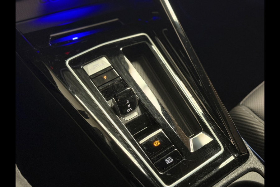 Volkswagen Golf 2.0 TSI R 4Motion | R 20 Years | HUD | Pano | Stoelverwarming/Koeling | Camera | 333pk|