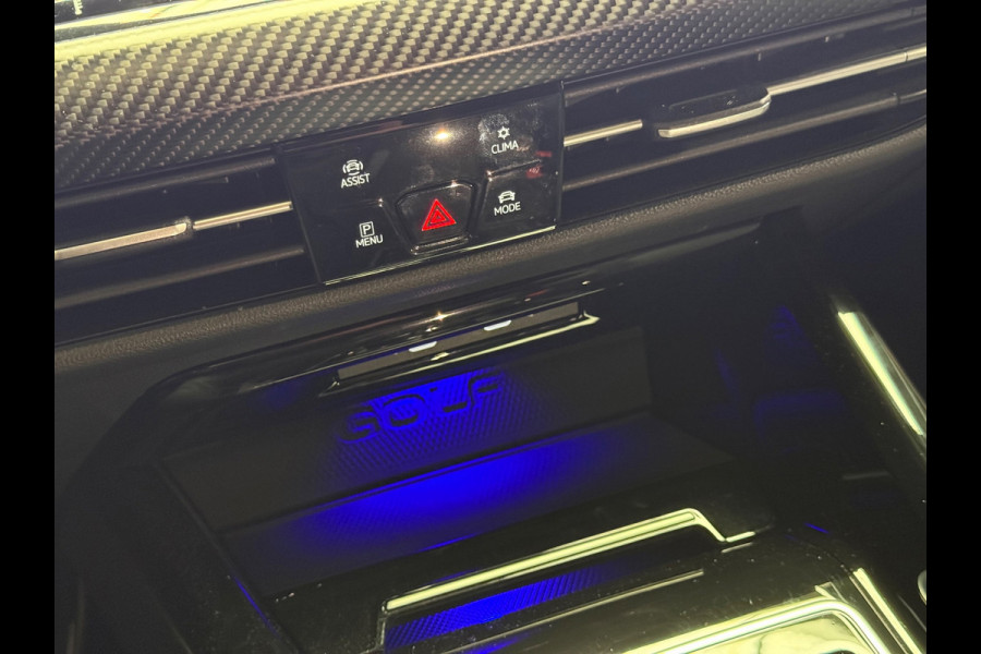 Volkswagen Golf 2.0 TSI R 4Motion | R 20 Years | HUD | Pano | Stoelverwarming/Koeling | Camera | 333pk|