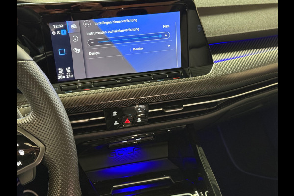 Volkswagen Golf 2.0 TSI R 4Motion | R 20 Years | HUD | Pano | Stoelverwarming/Koeling | Camera | 333pk|