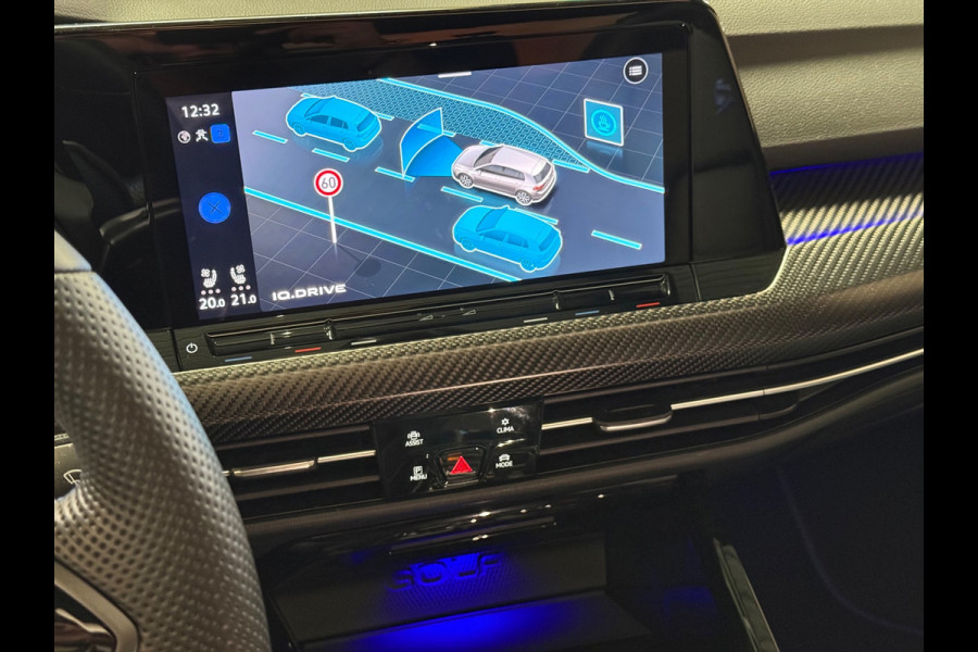 Volkswagen Golf 2.0 TSI R 4Motion | R 20 Years | HUD | Pano | Stoelverwarming/Koeling | Camera | 333pk|