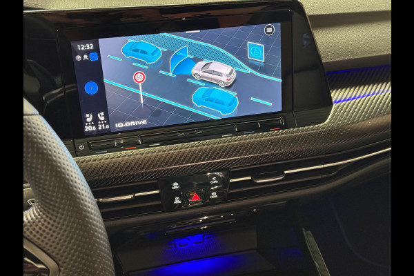 Volkswagen Golf 2.0 TSI R 4Motion | R 20 Years | HUD | Pano | Stoelverwarming/Koeling | Camera | 333pk|