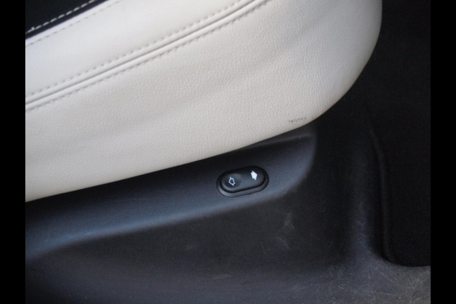 Land Rover Range Rover Velar 2.0 I4 Turbo AWD S | Panoramadak | 360 Camera | Meridian Surround | Apple Carplay |