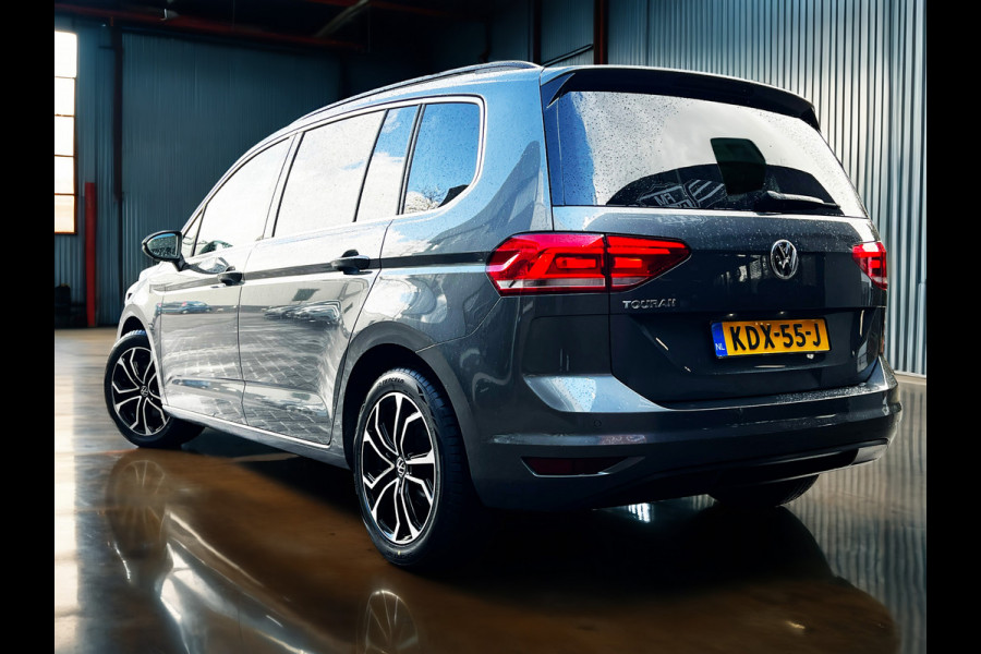 Volkswagen Touran 1.5 TSI Comfortline Business 7p Clima_ACC_Carplay