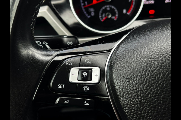 Volkswagen Touran 1.5 TSI Comfortline Business 7p Clima_ACC_Carplay