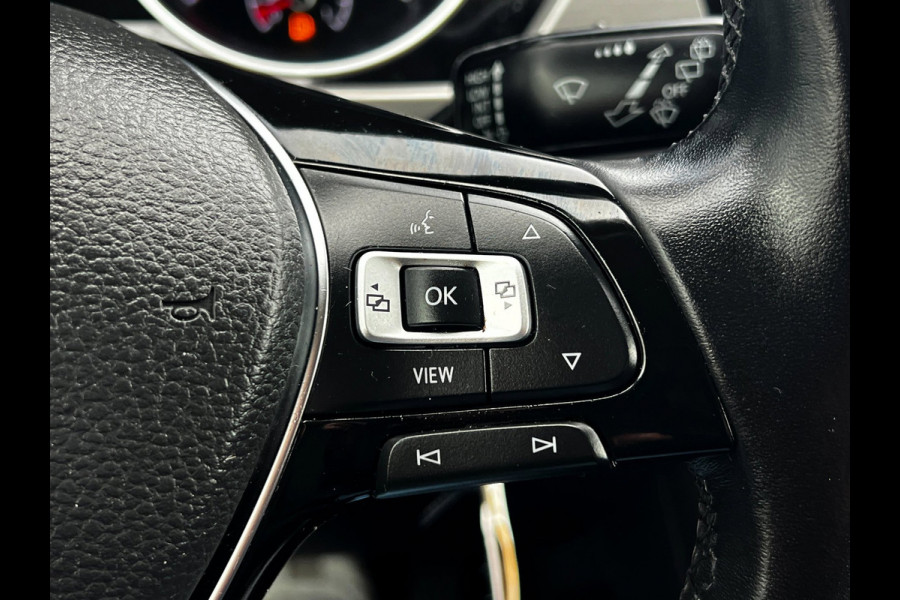 Volkswagen Touran 1.5 TSI Comfortline Business 7p Clima_ACC_Carplay