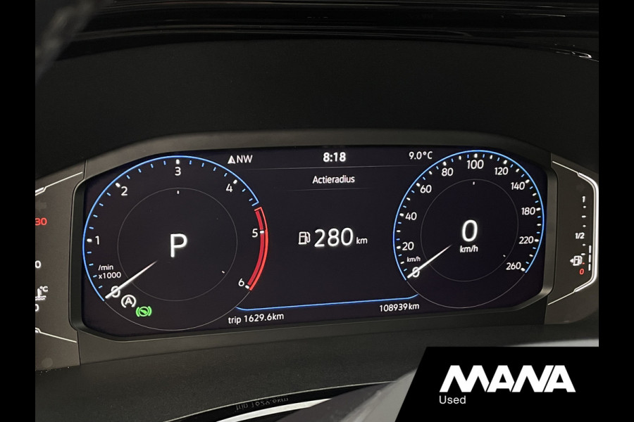 Volkswagen Transporter 2.0TDI L2H1 199PK DC BULLI Automaat Lederen bekleding Camera Cruise Airco Stoelverwarming LED