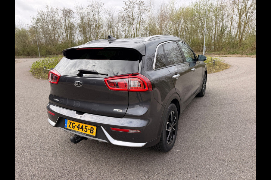 Kia Niro 1.6 GDi Hybrid DynamicPlusLine Camera Leer Navigatie Trekhaak Lm Velgen
