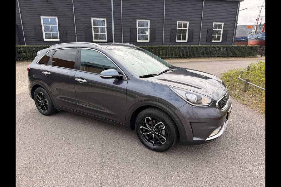 Kia Niro 1.6 GDi Hybrid DynamicPlusLine Camera Leer Navigatie Trekhaak Lm Velgen